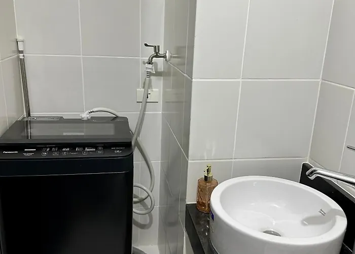 1br W/ Balcony * مانيلا