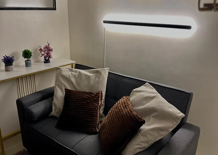 شقة 1br W/ Balcony
